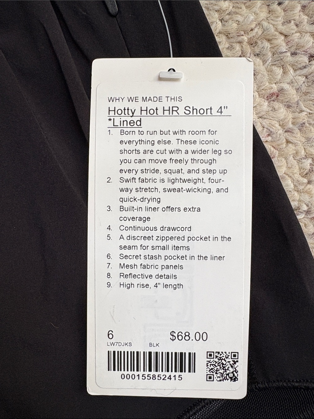 Lululemon Hotty Hot 4in Black Shorts Women’s Size 6 - Picture 2 of 5